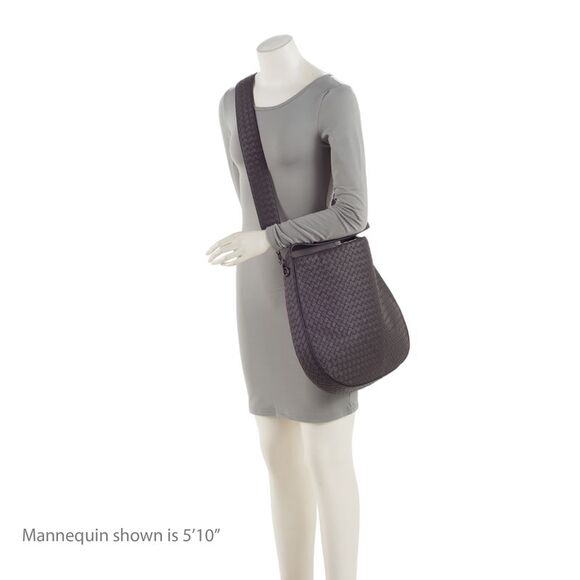 Bottega Veneta Intrecciato Nappa City Large Hobo。 like new condition. - Picture 5 of 15